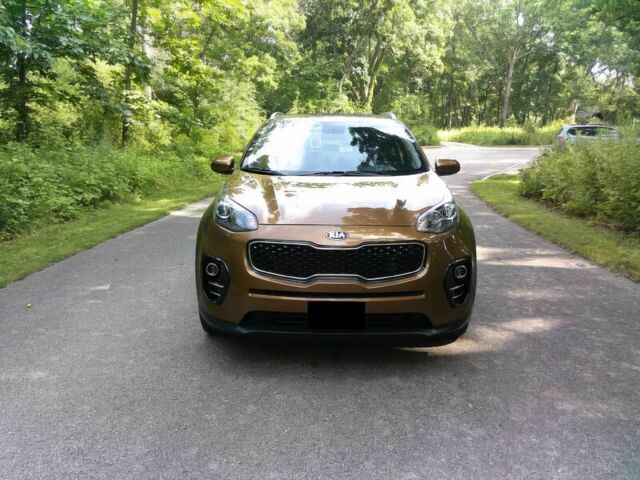 Коричневий Кіа Sportage, об'ємом двигуна 2.4 л та пробігом 60 тис. км за 5500 $, фото 1 на Automoto.ua