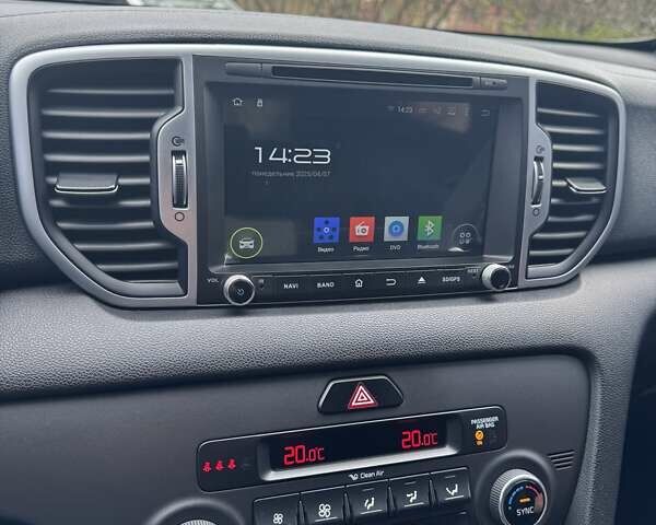 Коричневий Кіа Sportage, об'ємом двигуна 1.69 л та пробігом 101 тис. км за 18000 $, фото 8 на Automoto.ua