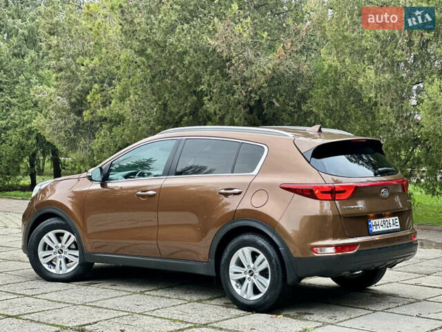 Коричневый Киа Sportage, объемом двигателя 2 л и пробегом 133 тыс. км за 17999 $, фото 5 на Automoto.ua