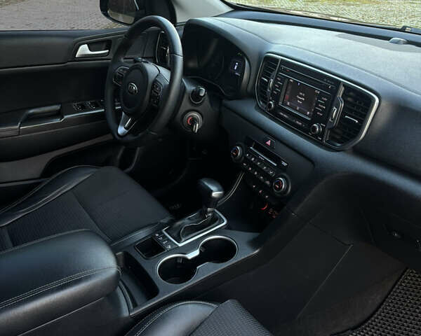 Коричневый Киа Sportage, объемом двигателя 2 л и пробегом 136 тыс. км за 17700 $, фото 37 на Automoto.ua
