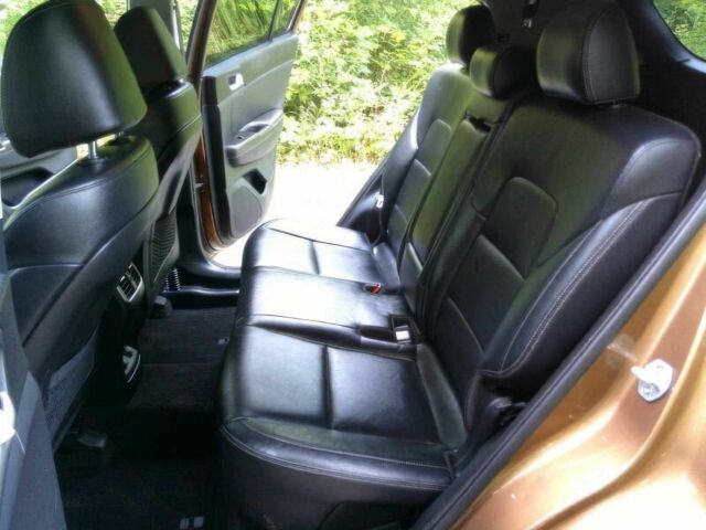 Коричневий Кіа Sportage, об'ємом двигуна 2.4 л та пробігом 60 тис. км за 5500 $, фото 12 на Automoto.ua