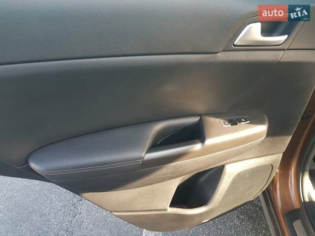 Коричневый Киа Sportage, объемом двигателя 2 л и пробегом 75 тыс. км за 19300 $, фото 15 на Automoto.ua