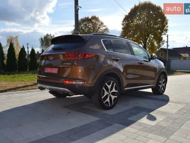 Кіа Sportage 2017 у Львові на Automoto.ua Коричневий Кіа Sportage, об'ємом двигуна 2 л та пробігом 177 тис. км за 18700 $, фото 3 на Automoto.ua
