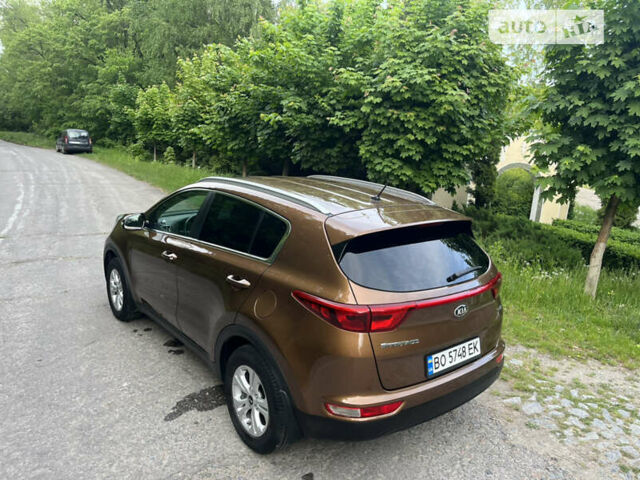 Коричневый Киа Sportage, объемом двигателя 1.69 л и пробегом 97 тыс. км за 15250 $, фото 9 на Automoto.ua