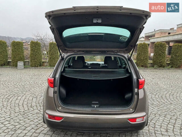 Коричневий Кіа Sportage, об'ємом двигуна 1.69 л та пробігом 173 тис. км за 17999 $, фото 51 на Automoto.ua