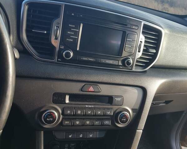 Коричневый Киа Sportage, объемом двигателя 2 л и пробегом 75 тыс. км за 19300 $, фото 19 на Automoto.ua