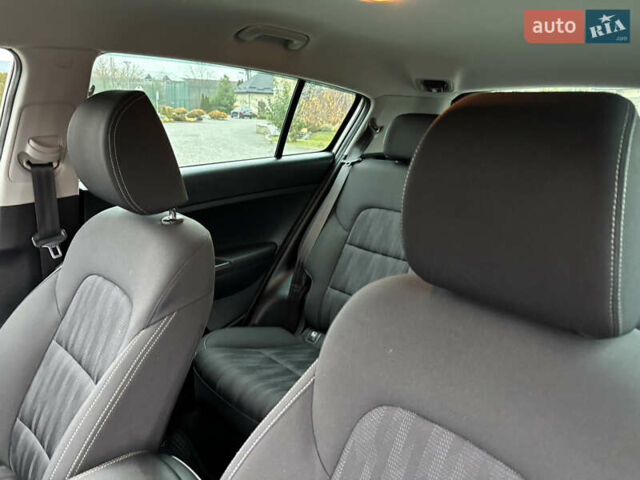 Коричневий Кіа Sportage, об'ємом двигуна 1.69 л та пробігом 173 тис. км за 17999 $, фото 55 на Automoto.ua