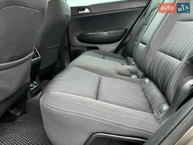 Коричневий Кіа Sportage, об'ємом двигуна 1.69 л та пробігом 173 тис. км за 17999 $, фото 63 на Automoto.ua