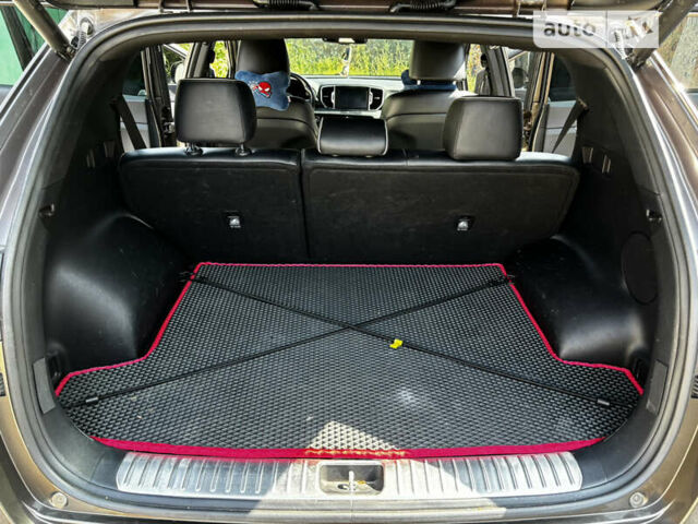 Коричневый Киа Sportage, объемом двигателя 2 л и пробегом 160 тыс. км за 23500 $, фото 14 на Automoto.ua