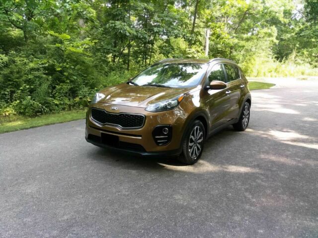 Коричневий Кіа Sportage, об'ємом двигуна 2.4 л та пробігом 60 тис. км за 5500 $, фото 2 на Automoto.ua