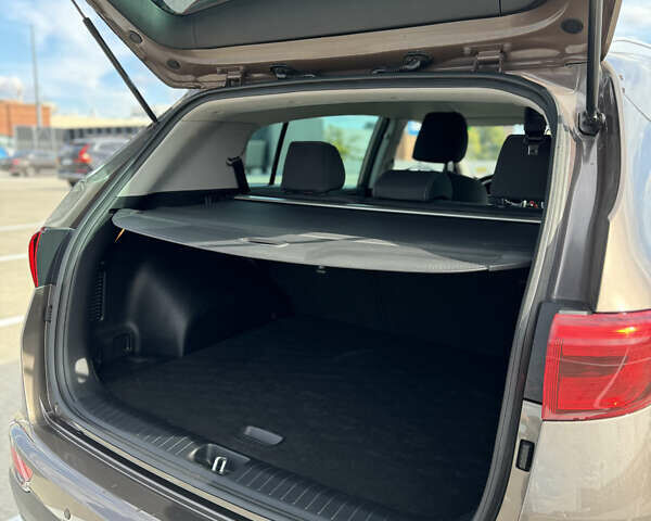 Коричневый Киа Sportage, объемом двигателя 1.69 л и пробегом 143 тыс. км за 16900 $, фото 11 на Automoto.ua