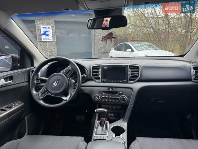 Коричневий Кіа Sportage, об'ємом двигуна 1.69 л та пробігом 101 тис. км за 18000 $, фото 6 на Automoto.ua