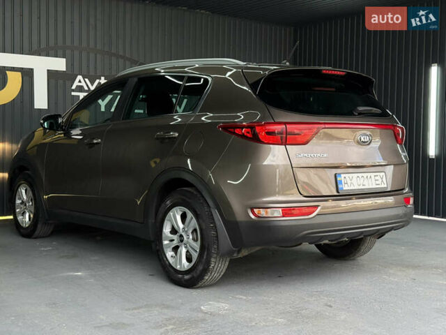 Коричневий Кіа Sportage, об'ємом двигуна 1.7 л та пробігом 230 тис. км за 15900 $, фото 16 на Automoto.ua