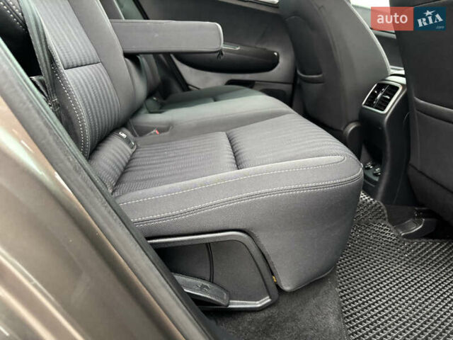 Коричневий Кіа Sportage, об'ємом двигуна 1.69 л та пробігом 173 тис. км за 17999 $, фото 70 на Automoto.ua