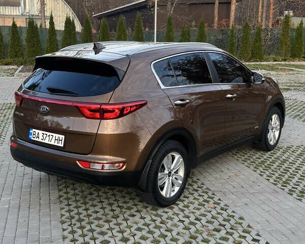 Коричневый Киа Sportage, объемом двигателя 2 л и пробегом 136 тыс. км за 17700 $, фото 4 на Automoto.ua