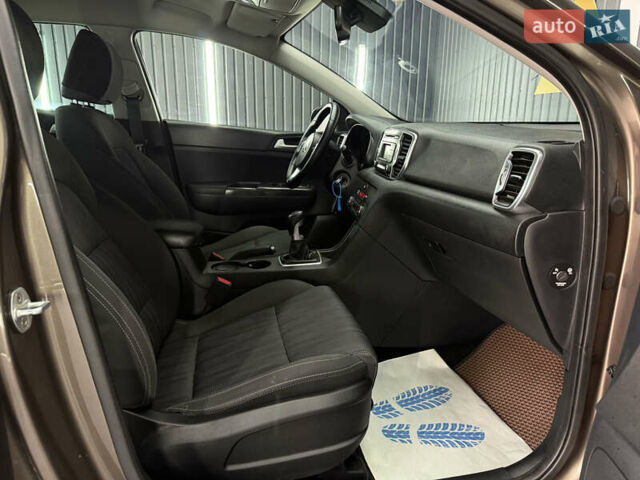 Коричневий Кіа Sportage, об'ємом двигуна 1.7 л та пробігом 230 тис. км за 15900 $, фото 27 на Automoto.ua