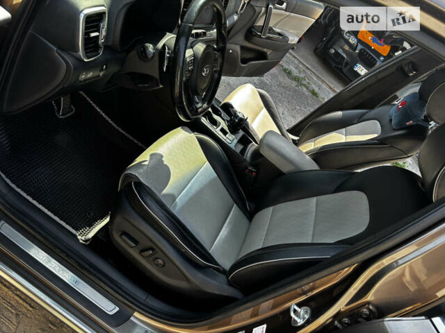 Коричневый Киа Sportage, объемом двигателя 2 л и пробегом 160 тыс. км за 23500 $, фото 16 на Automoto.ua