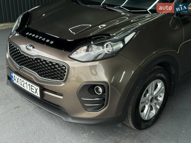 Коричневий Кіа Sportage, об'ємом двигуна 1.7 л та пробігом 230 тис. км за 15900 $, фото 8 на Automoto.ua