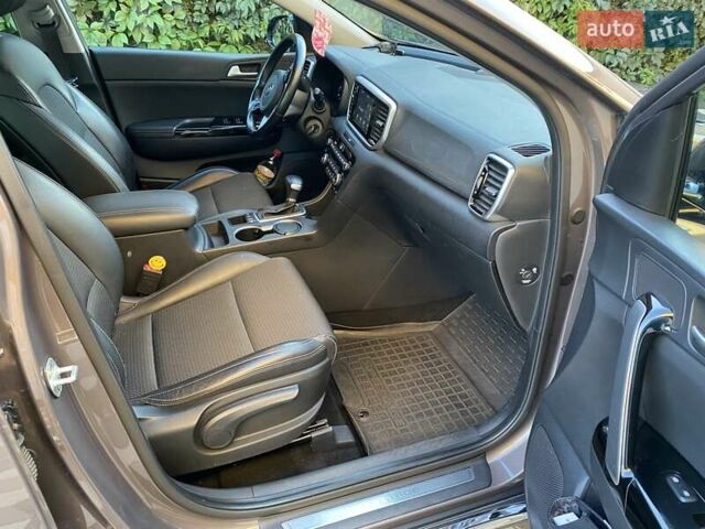 Коричневий Кіа Sportage, об'ємом двигуна 1.6 л та пробігом 66 тис. км за 22200 $, фото 6 на Automoto.ua