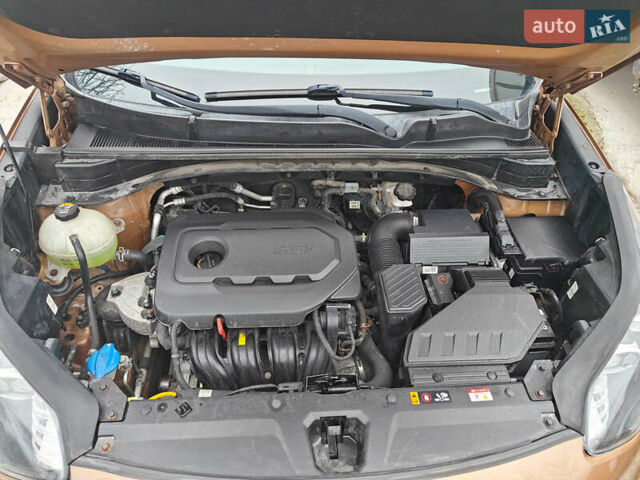 Коричневий Кіа Sportage, об'ємом двигуна 2.36 л та пробігом 113 тис. км за 14400 $, фото 33 на Automoto.ua