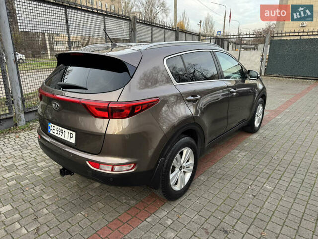Коричневий Кіа Sportage, об'ємом двигуна 1.6 л та пробігом 168 тис. км за 13200 $, фото 6 на Automoto.ua