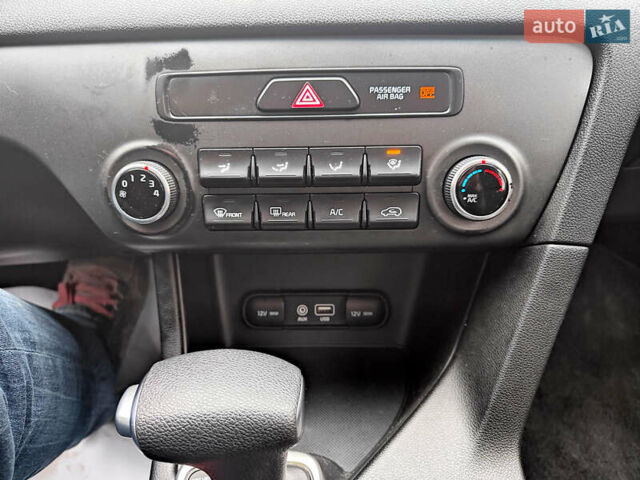 Коричневий Кіа Sportage, об'ємом двигуна 2.36 л та пробігом 113 тис. км за 14400 $, фото 32 на Automoto.ua