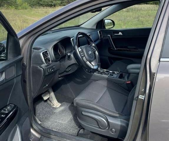 Коричневий Кіа Sportage, об'ємом двигуна 0 л та пробігом 48 тис. км за 10200 $, фото 11 на Automoto.ua