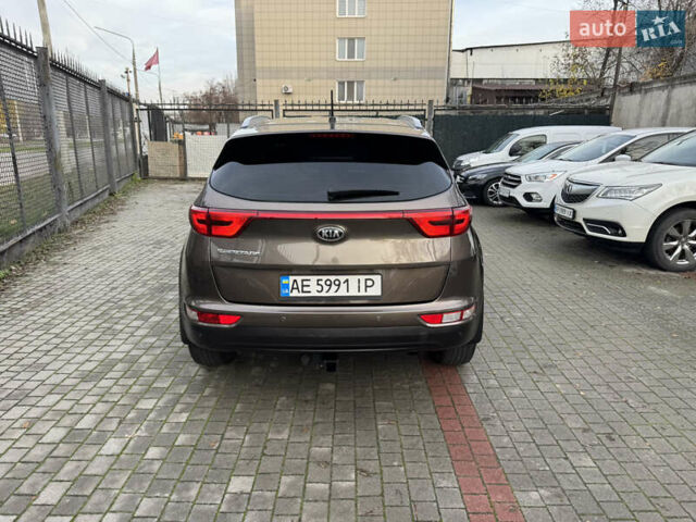 Коричневий Кіа Sportage, об'ємом двигуна 1.6 л та пробігом 168 тис. км за 13200 $, фото 19 на Automoto.ua