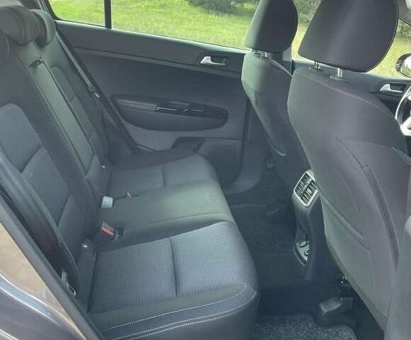 Коричневий Кіа Sportage, об'ємом двигуна 0 л та пробігом 48 тис. км за 10200 $, фото 13 на Automoto.ua