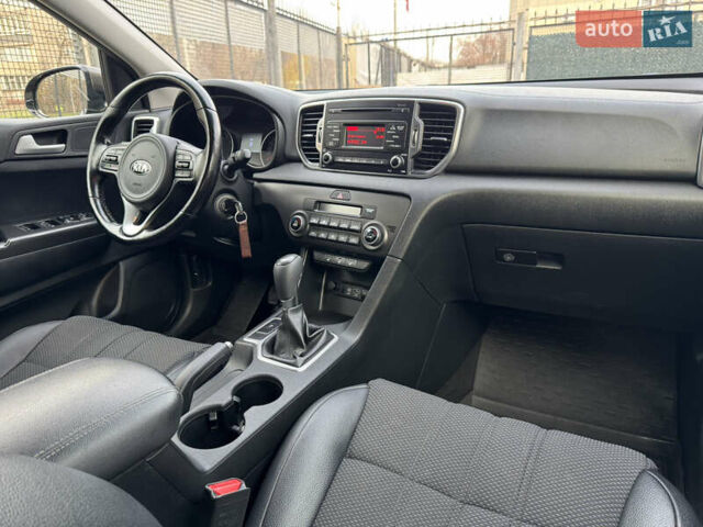 Коричневий Кіа Sportage, об'ємом двигуна 1.6 л та пробігом 168 тис. км за 13200 $, фото 12 на Automoto.ua