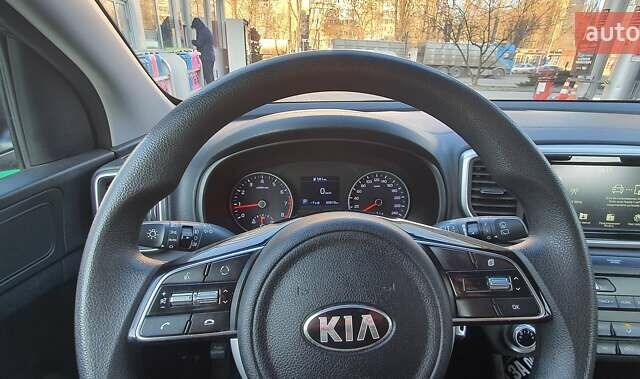 Коричневый Киа Sportage, объемом двигателя 1.6 л и пробегом 84 тыс. км за 18888 $, фото 1 на Automoto.ua
