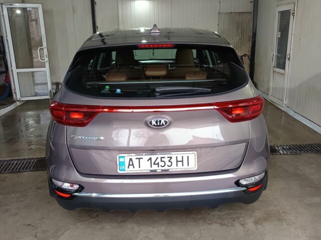 Коричневый Киа Sportage, объемом двигателя 1.6 л и пробегом 90 тыс. км за 18500 $, фото 5 на Automoto.ua