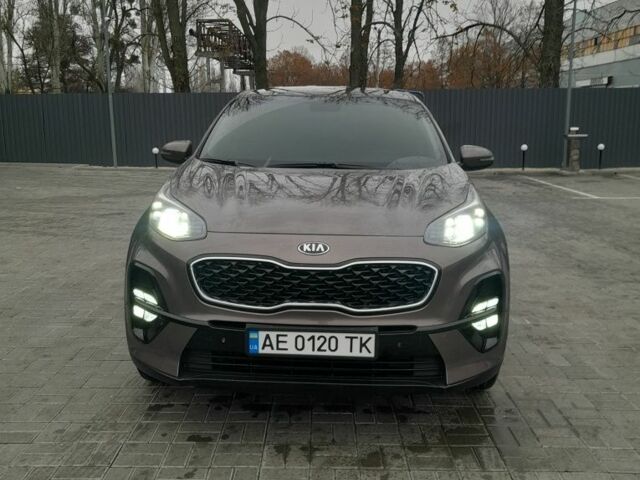 Коричневий Кіа Sportage, об'ємом двигуна 1.6 л та пробігом 133 тис. км за 18999 $, фото 1 на Automoto.ua