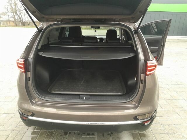 Коричневий Кіа Sportage, об'ємом двигуна 1.6 л та пробігом 133 тис. км за 18999 $, фото 9 на Automoto.ua