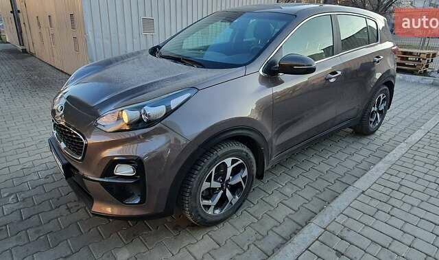Коричневый Киа Sportage, объемом двигателя 1.6 л и пробегом 84 тыс. км за 18888 $, фото 14 на Automoto.ua
