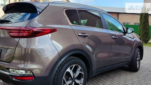 Коричневий Кіа Sportage, об'ємом двигуна 1.59 л та пробігом 65 тис. км за 18500 $, фото 9 на Automoto.ua