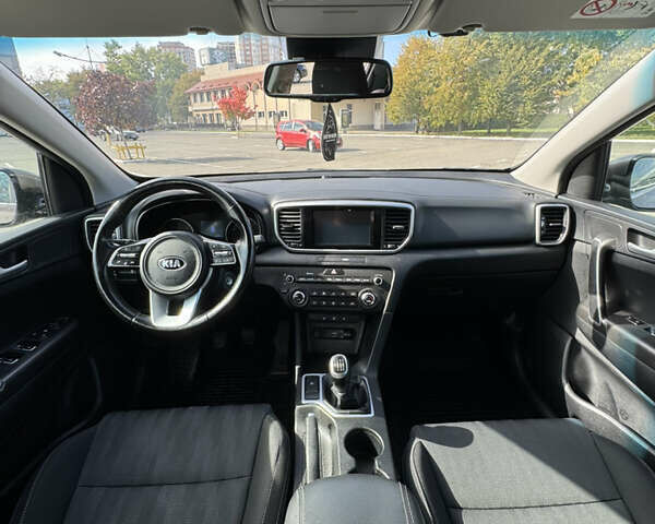 Коричневый Киа Sportage, объемом двигателя 1.6 л и пробегом 86 тыс. км за 17150 $, фото 12 на Automoto.ua