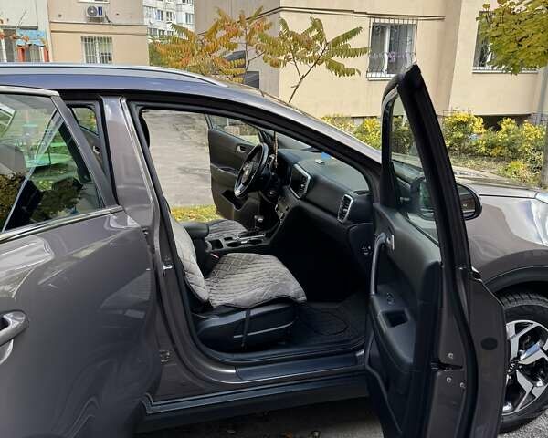 Коричневый Киа Sportage, объемом двигателя 1.59 л и пробегом 33 тыс. км за 19500 $, фото 38 на Automoto.ua
