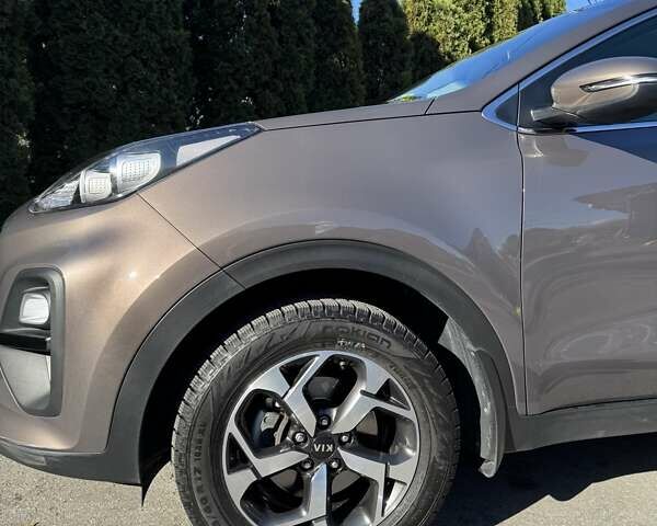Коричневый Киа Sportage, объемом двигателя 1.59 л и пробегом 33 тыс. км за 19500 $, фото 3 на Automoto.ua
