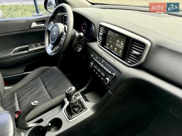 Коричневий Кіа Sportage, об'ємом двигуна 1.59 л та пробігом 53 тис. км за 13900 $, фото 51 на Automoto.ua