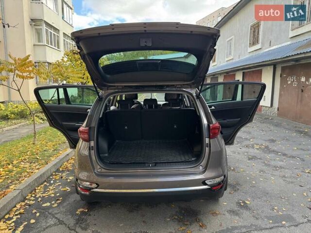 Коричневый Киа Sportage, объемом двигателя 1.59 л и пробегом 33 тыс. км за 19500 $, фото 43 на Automoto.ua