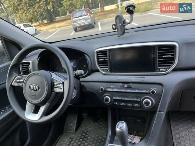 Коричневый Киа Sportage, объемом двигателя 1.59 л и пробегом 24 тыс. км за 20500 $, фото 7 на Automoto.ua