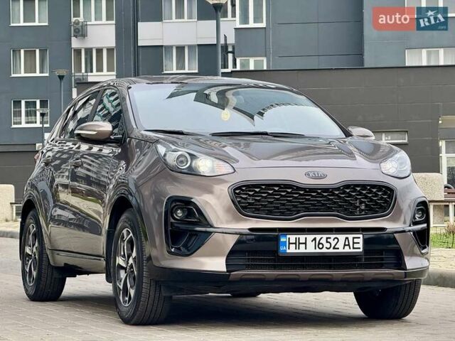 Коричневий Кіа Sportage, об'ємом двигуна 1.59 л та пробігом 53 тис. км за 13900 $, фото 4 на Automoto.ua