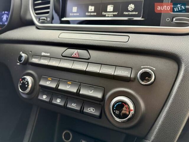 Коричневий Кіа Sportage, об'ємом двигуна 1.59 л та пробігом 53 тис. км за 13900 $, фото 50 на Automoto.ua