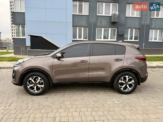 Коричневий Кіа Sportage, об'ємом двигуна 1.59 л та пробігом 53 тис. км за 13900 $, фото 2 на Automoto.ua