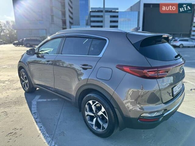 Кіа Sportage 2021 у Харкові на Automoto.ua Коричневий Кіа Sportage, об'ємом двигуна 1.59 л та пробігом 66 тис. км за 18999 $, фото 17 на Automoto.ua