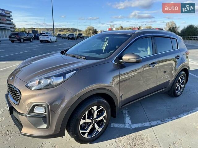 Кіа Sportage 2021 у Харкові на Automoto.ua Коричневий Кіа Sportage, об'ємом двигуна 1.59 л та пробігом 66 тис. км за 18999 $, фото 14 на Automoto.ua