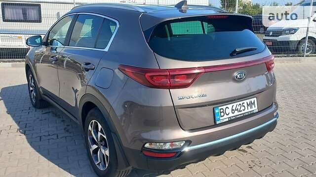 Коричневый Киа Sportage, объемом двигателя 1.59 л и пробегом 28 тыс. км за 22299 $, фото 8 на Automoto.ua