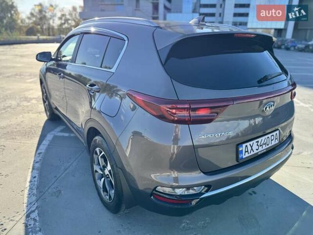Кіа Sportage 2021 у Харкові на Automoto.ua Коричневий Кіа Sportage, об'ємом двигуна 1.59 л та пробігом 66 тис. км за 18999 $, фото 19 на Automoto.ua