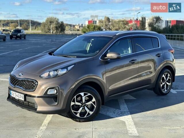 Кіа Sportage 2021 у Харкові на Automoto.ua Коричневий Кіа Sportage, об'ємом двигуна 1.59 л та пробігом 66 тис. км за 18999 $, фото 2 на Automoto.ua